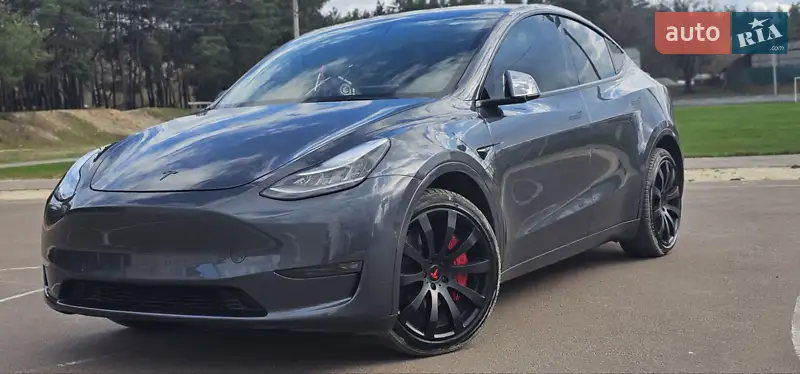 Tesla Model Y
