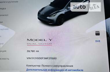 Внедорожник / Кроссовер Tesla Model Y 2021 в Киеве