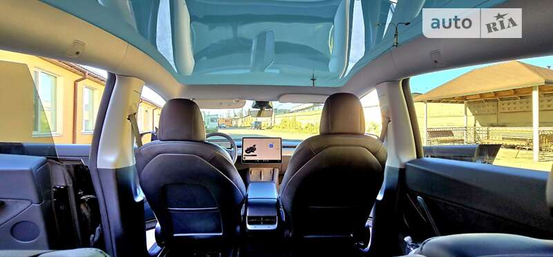 Внедорожник / Кроссовер Tesla Model Y 2022 в Днепре