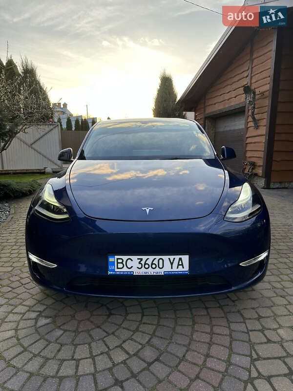 Внедорожник / Кроссовер Tesla Model Y 2021 в Львове