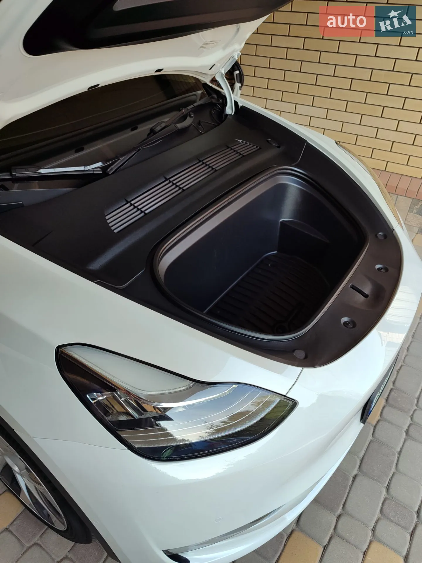 2022 Tesla Model Y - мініатюра 17