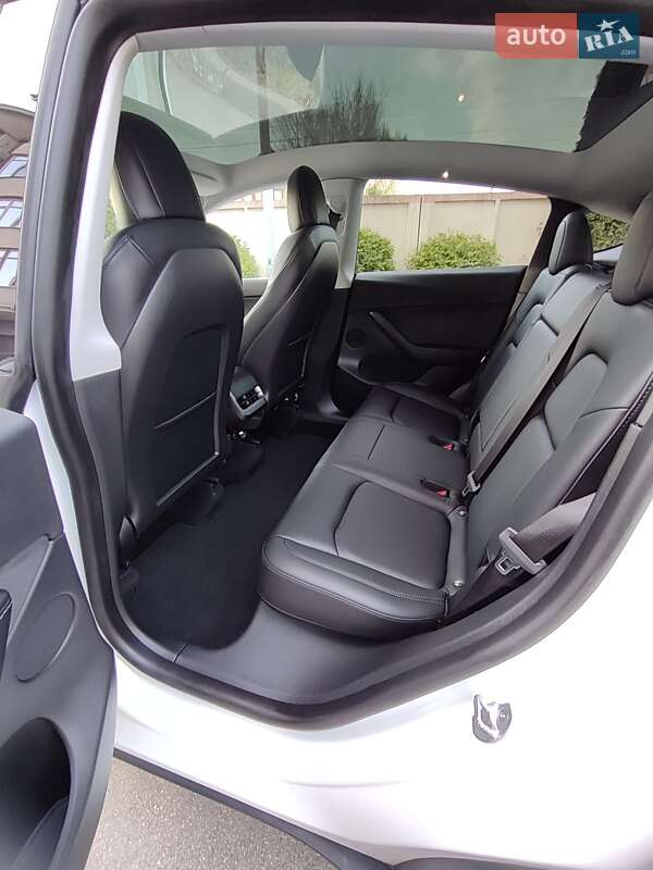 Внедорожник / Кроссовер Tesla Model Y 2022 в Запорожье