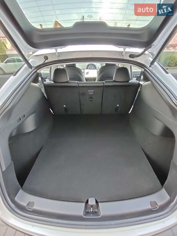 Внедорожник / Кроссовер Tesla Model Y 2022 в Запорожье