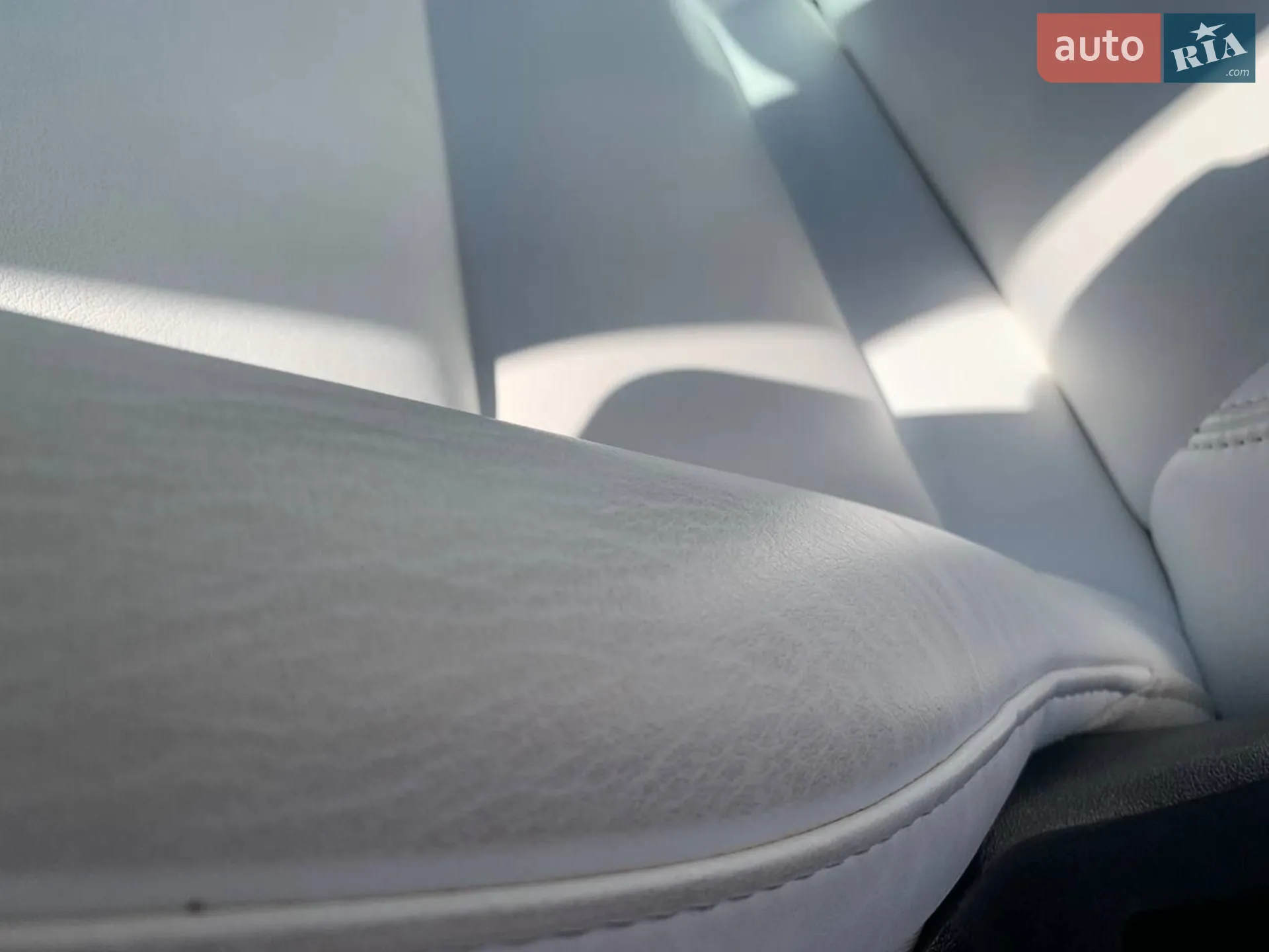 2021 Tesla Model Y - мініатюра 11