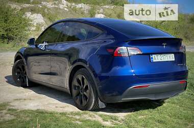 Позашляховик / Кросовер Tesla Model Y 2023 в Івано-Франківську