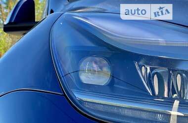 Позашляховик / Кросовер Tesla Model Y 2023 в Івано-Франківську
