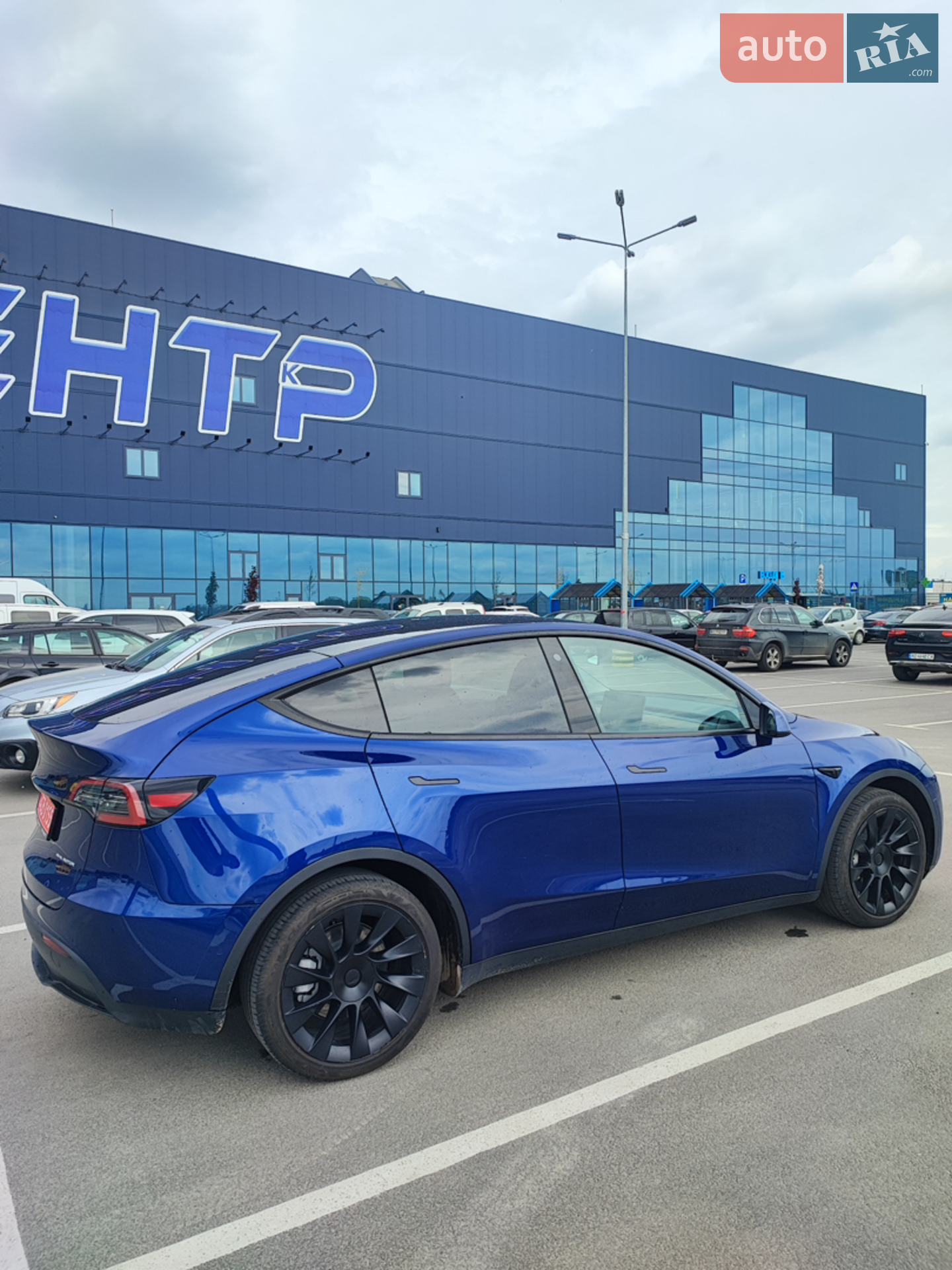 2022 Tesla Model Y - мініатюра 5