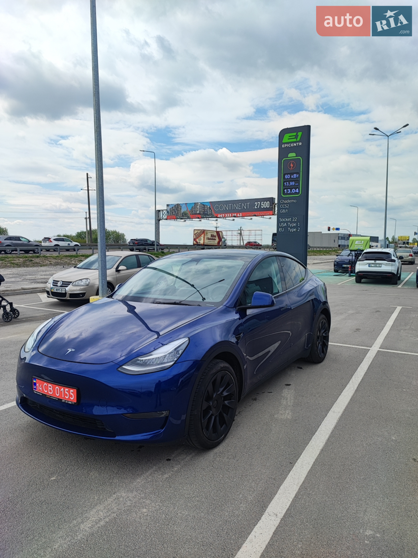 2022 Tesla Model Y - мініатюра 8