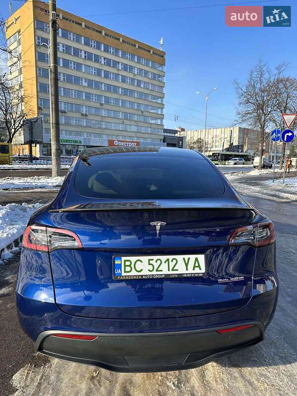 Внедорожник / Кроссовер Tesla Model Y 2022 в Львове