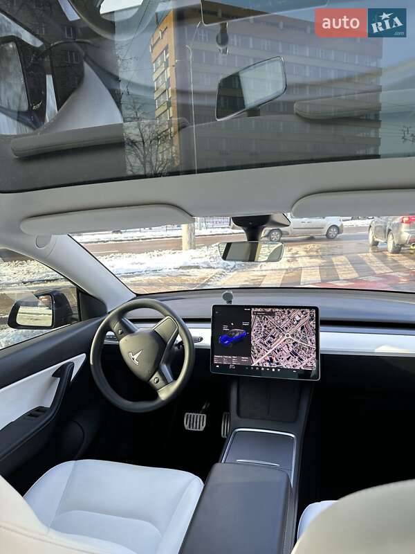 Внедорожник / Кроссовер Tesla Model Y 2022 в Львове