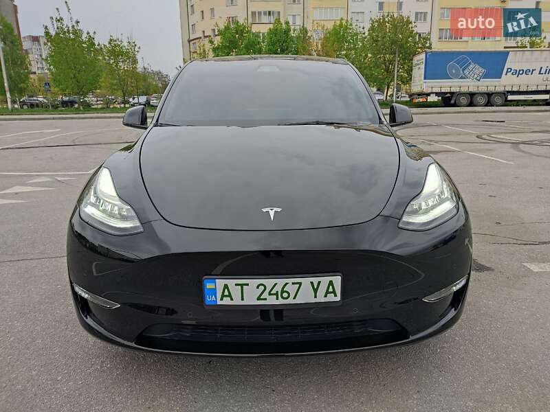Внедорожник / Кроссовер Tesla Model Y 2022 в Ивано-Франковске