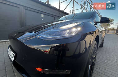 Внедорожник / Кроссовер Tesla Model Y 2022 в Львове