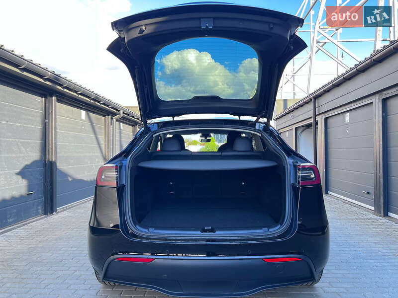 Внедорожник / Кроссовер Tesla Model Y 2022 в Львове фото 47 Внедорожник / Кроссовер Tesla Model Y 2022 в Львове