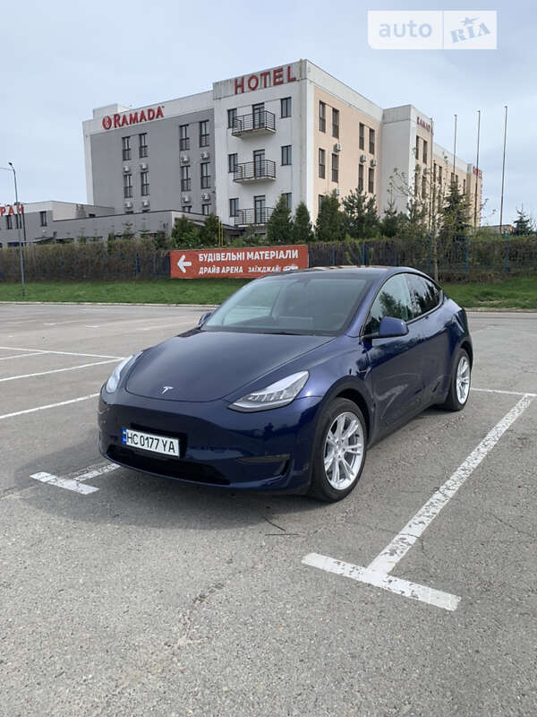 Внедорожник / Кроссовер Tesla Model Y 2022 в Львове