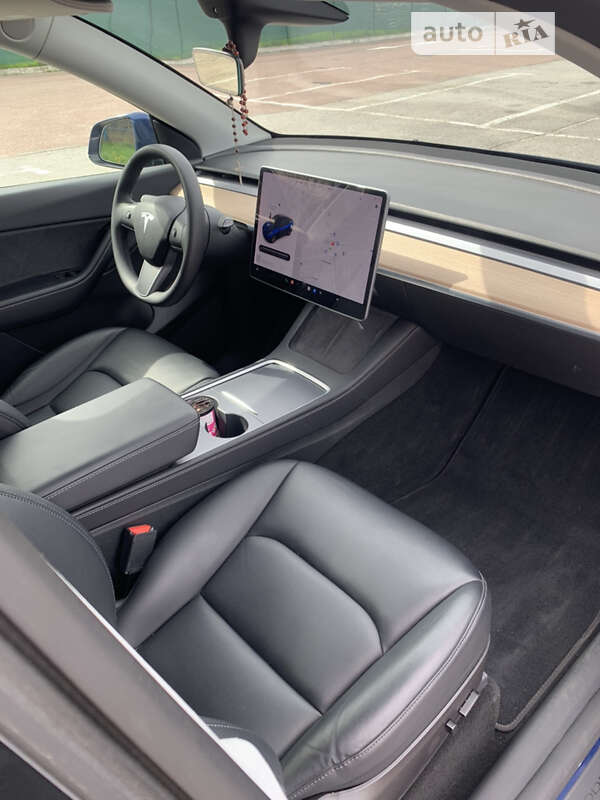 Внедорожник / Кроссовер Tesla Model Y 2022 в Львове