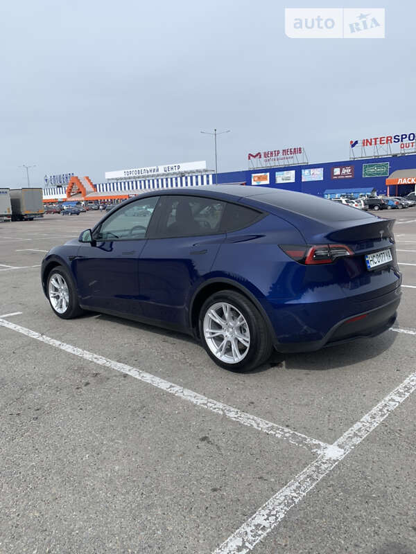 Внедорожник / Кроссовер Tesla Model Y 2022 в Львове