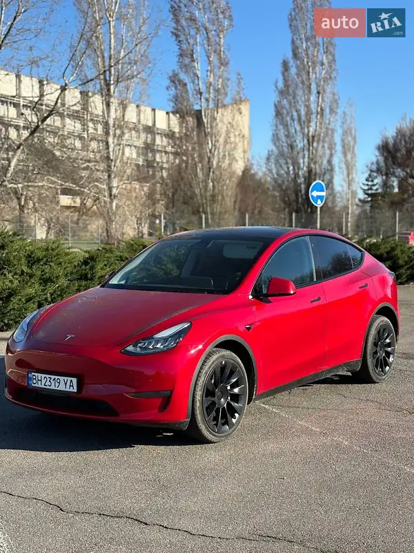 Tesla Model Y
