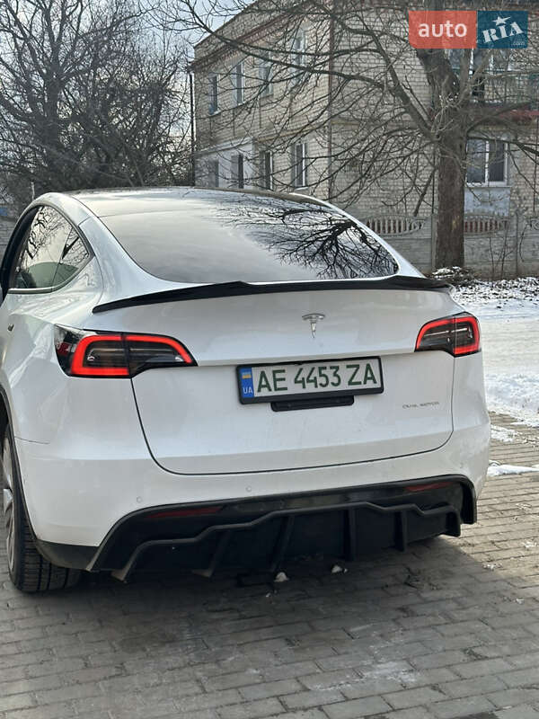 Позашляховик / Кросовер Tesla Model Y 2022 в Харкові