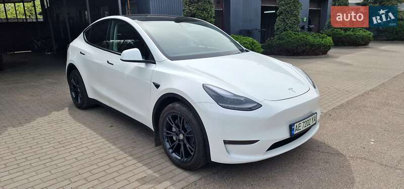 Внедорожник / Кроссовер Tesla Model Y 2023 в Днепре