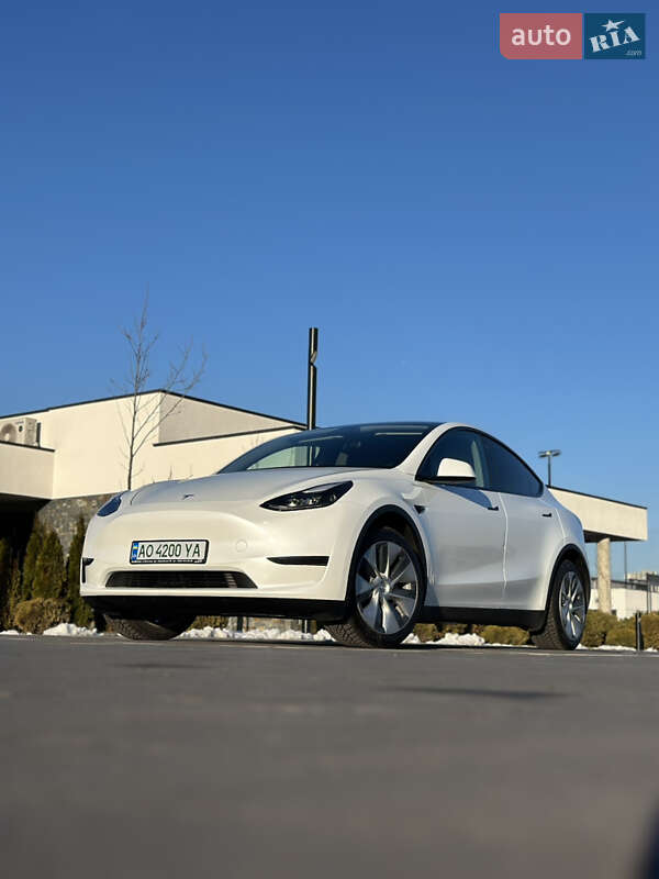 Внедорожник / Кроссовер Tesla Model Y 2022 в Мукачево
