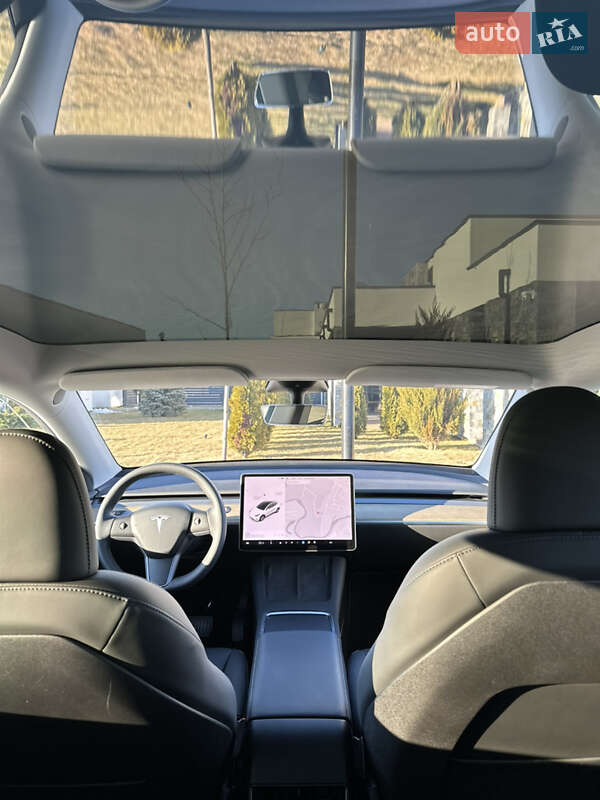 Внедорожник / Кроссовер Tesla Model Y 2022 в Мукачево