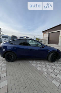 Внедорожник / Кроссовер Tesla Model Y 2022 в Киеве