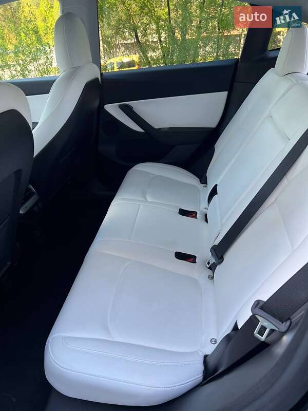 Позашляховик / Кросовер Tesla Model Y 2020 в Краматорську