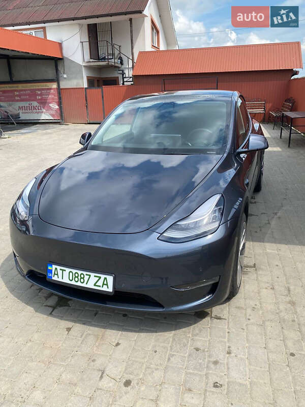 Внедорожник / Кроссовер Tesla Model Y 2021 в Косове