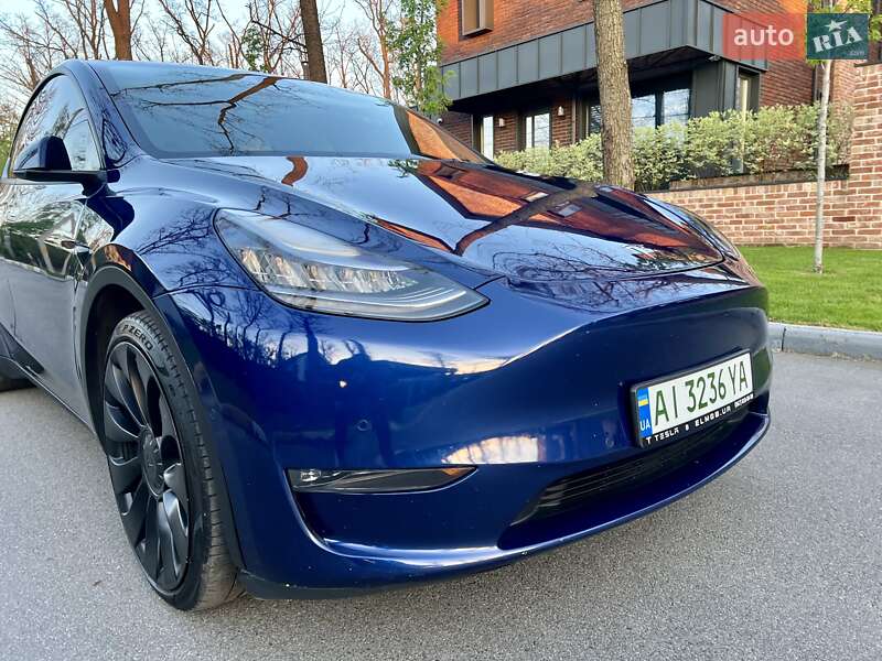 Позашляховик / Кросовер Tesla Model Y 2020 в Києві