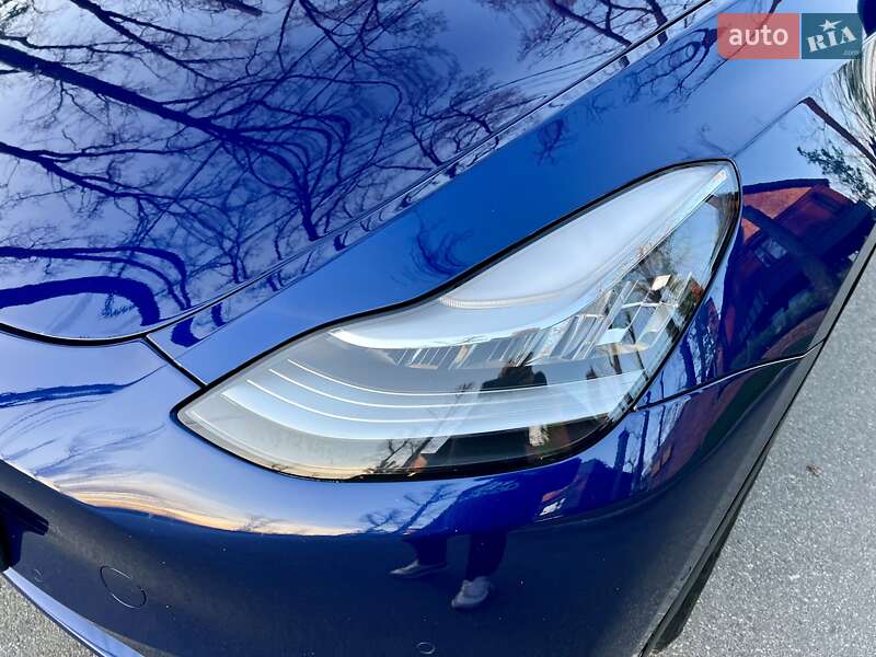Позашляховик / Кросовер Tesla Model Y 2020 в Києві