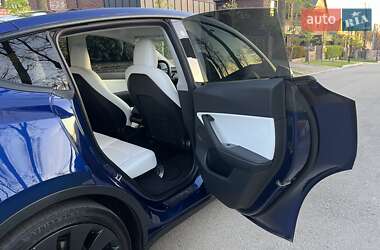 Внедорожник / Кроссовер Tesla Model Y 2020 в 