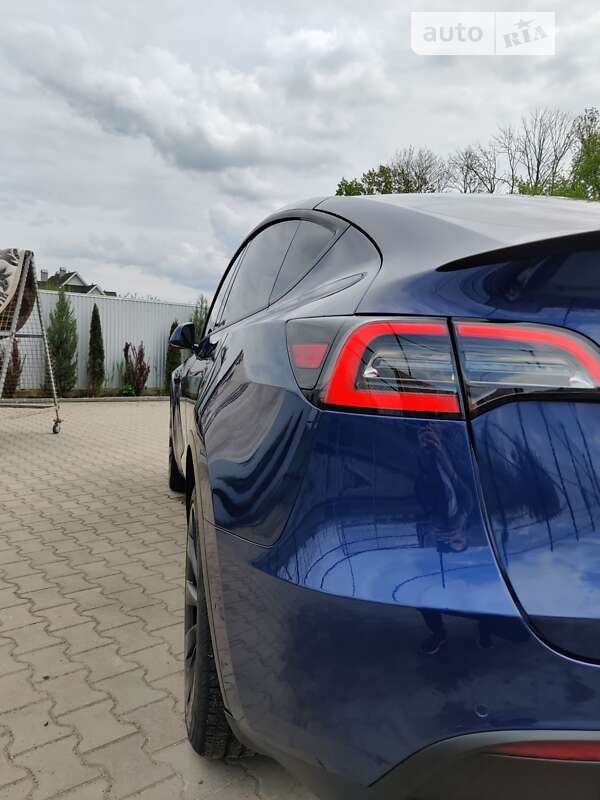Внедорожник / Кроссовер Tesla Model Y 2022 в Черновцах