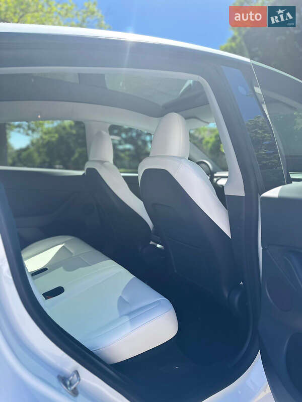 Внедорожник / Кроссовер Tesla Model Y 2023 в Николаеве фото 8 Внедорожник / Кроссовер Tesla Model Y 2023 в Николаеве