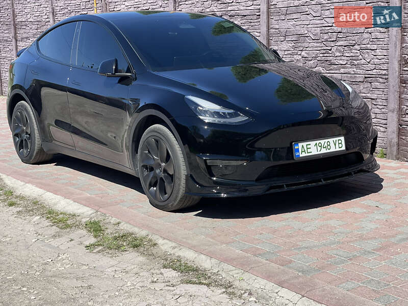 Внедорожник / Кроссовер Tesla Model Y 2023 в Днепре