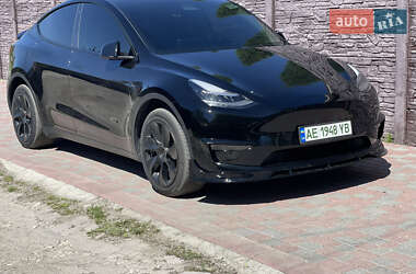 Внедорожник / Кроссовер Tesla Model Y 2023 в 