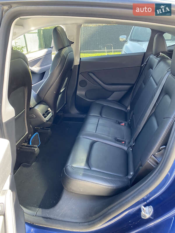 Позашляховик / Кросовер Tesla Model Y 2021 в Києві фото 7 Позашляховик / Кросовер Tesla Model Y 2021 в Києві