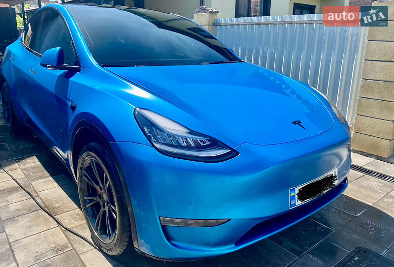 Позашляховик / Кросовер Tesla Model Y 2021 в Києві фото 2 Позашляховик / Кросовер Tesla Model Y 2021 в Києві
