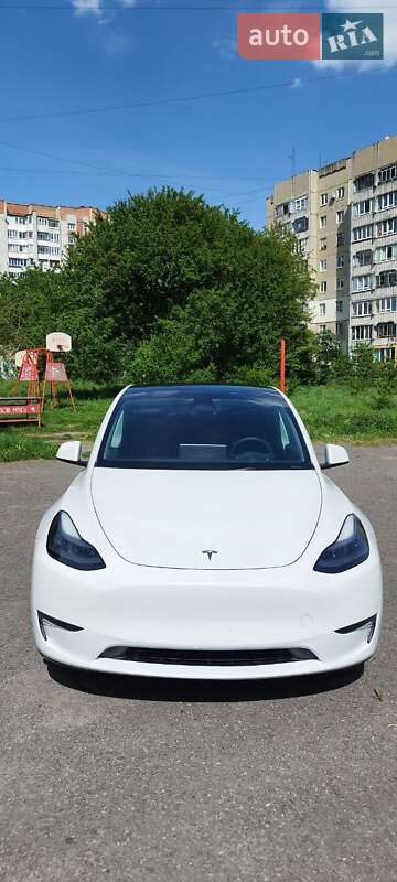 Внедорожник / Кроссовер Tesla Model Y 2023 в Львове