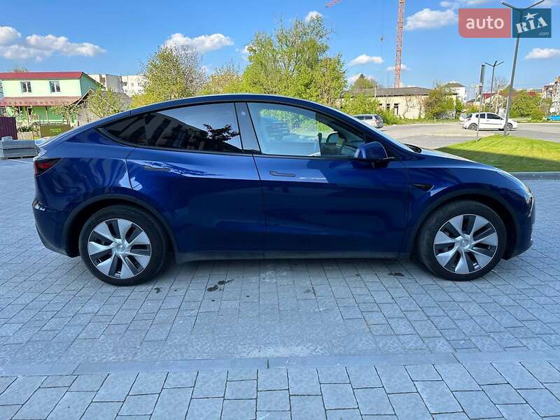 Внедорожник / Кроссовер Tesla Model Y 2022 в Пустомытах фото 2 Внедорожник / Кроссовер Tesla Model Y 2022 в Пустомытах