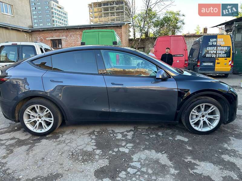 Внедорожник / Кроссовер Tesla Model Y 2022 в Львове фото 4 Внедорожник / Кроссовер Tesla Model Y 2022 в Львове