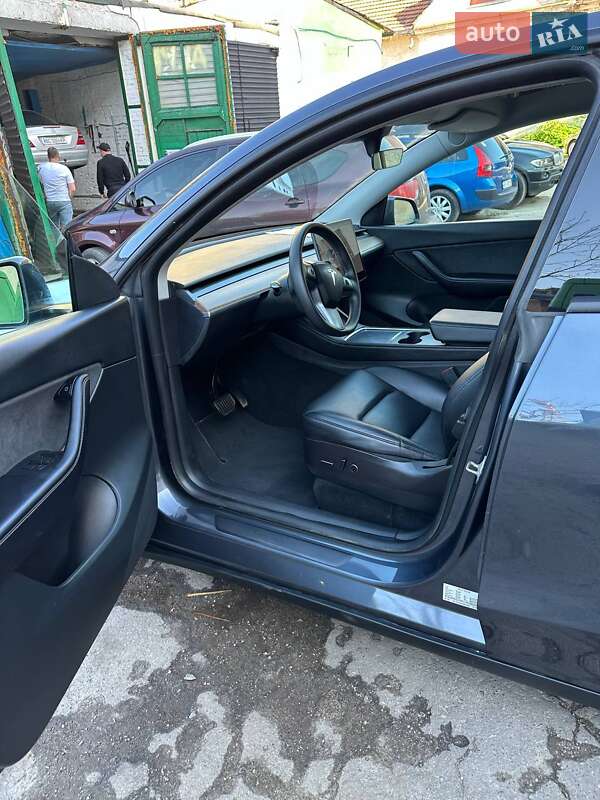 Внедорожник / Кроссовер Tesla Model Y 2022 в Львове фото 6 Внедорожник / Кроссовер Tesla Model Y 2022 в Львове
