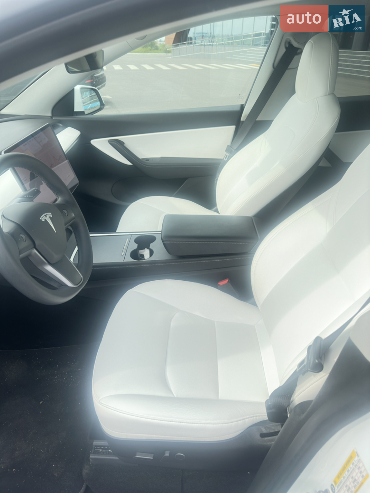 2021 Tesla Model Y - мініатюра 10