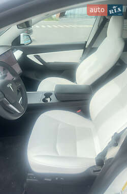 Внедорожник / Кроссовер Tesla Model Y 2021 в 