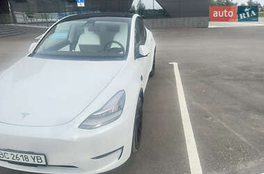 Внедорожник / Кроссовер Tesla Model Y 2021 в 