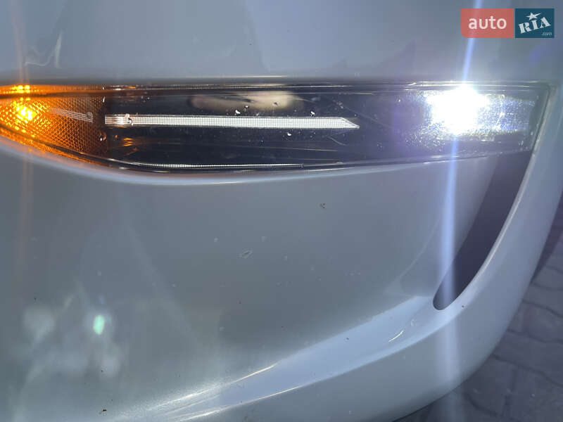 Позашляховик / Кросовер Tesla Model Y 2022 в Хмельницькому
