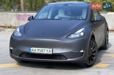 Внедорожник / Кроссовер Tesla Model Y 2022 в 