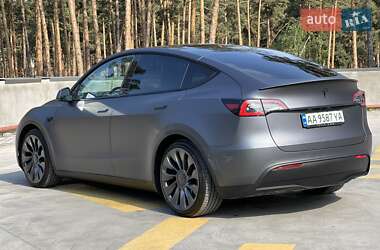 Внедорожник / Кроссовер Tesla Model Y 2022 в 
