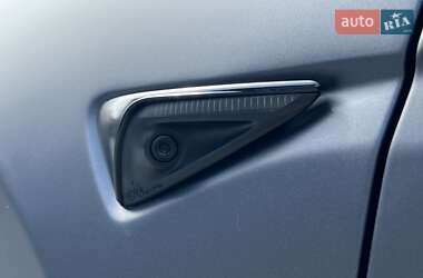 Внедорожник / Кроссовер Tesla Model Y 2022 в 