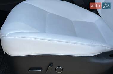 Внедорожник / Кроссовер Tesla Model Y 2022 в 