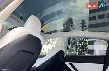 Внедорожник / Кроссовер Tesla Model Y 2022 в 